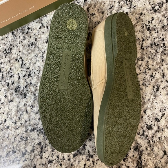 NWOT Rivieras Men’s Beige Canvas Leisure Shoe - Picture 3 of 8